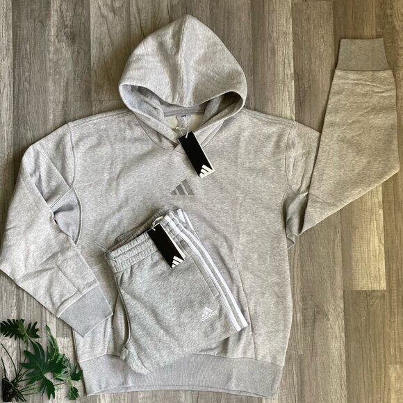 NWT adidas outfit hoodie sweatshirt and jogger pants set M and XL 2 pc bundle - Picture 4 of 5